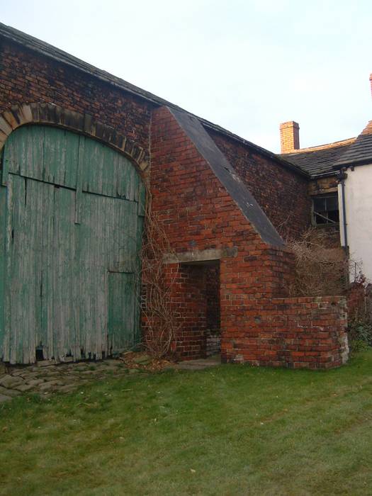 The existing barn before conversion Farrar Bamforth Associates Ltd