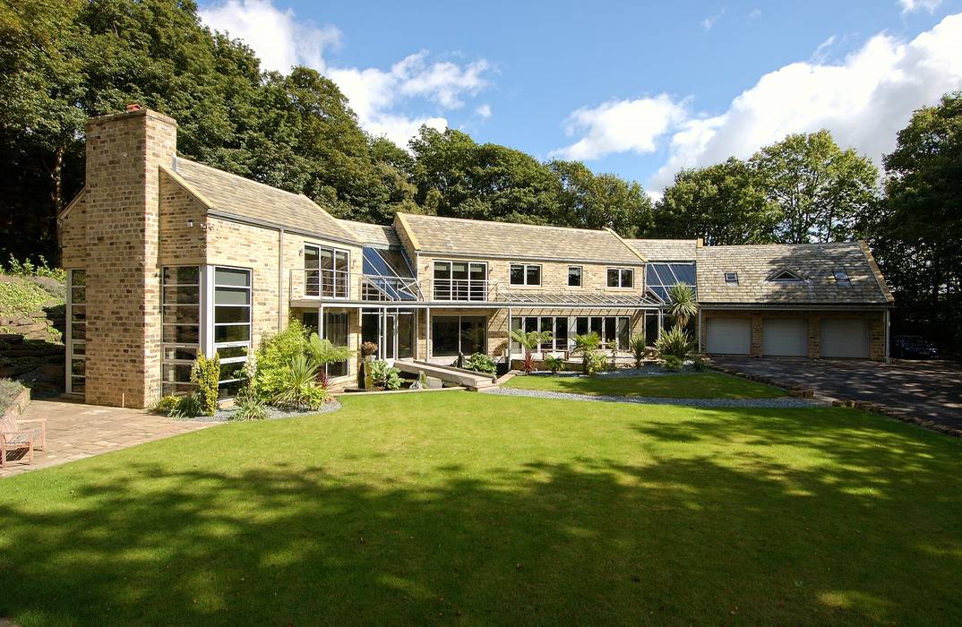 Binns Lane, Holmfirth , Farrar Bamforth Associates Ltd Farrar Bamforth Associates Ltd huddersfield,yorkshire,detached,house,stone house,modern,glass