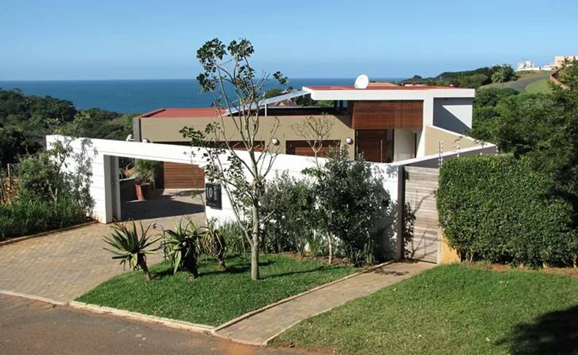 Incredible modern house in the heart of Ballito, CA Architects CA Architects Дома в стиле модерн