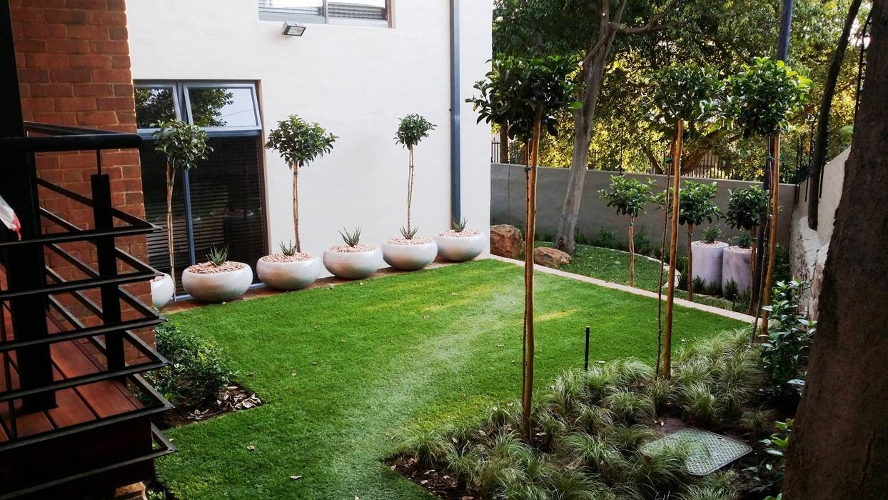 Gorgeous Gardens Modern Garden