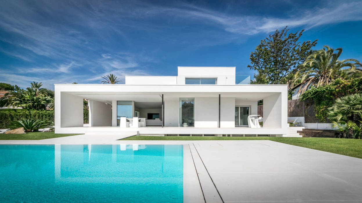 Herrero House - Front view 08023 Architects Casas modernas