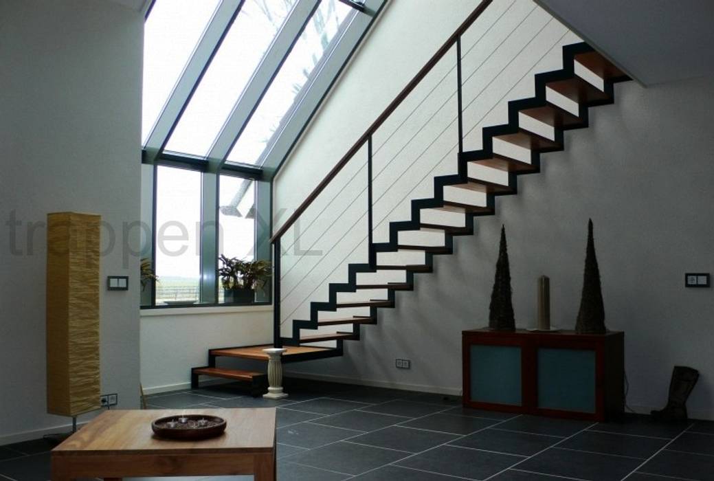 Oog voor design trappen in Limburg, TrappenXL TrappenXL مساحات تجارية حديد صالات عرض