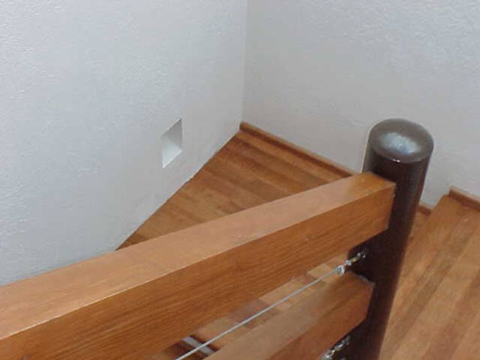 CASA VIMA, AMG Arquitectura Integral AMG Arquitectura Integral Modern corridor, hallway & stairs Wood Wood effect