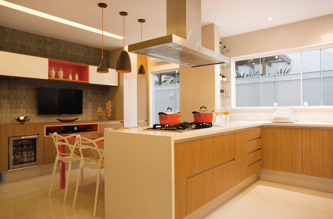 homify Modern kitchen