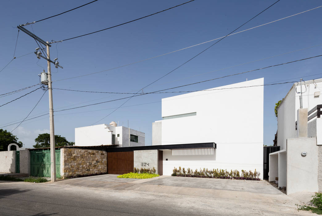 L P11 ARQUITECTOS Casas de estilo moderno