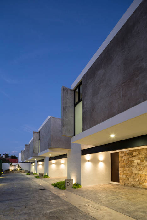 EZ4, P11 ARQUITECTOS P11 ARQUITECTOS Modern houses