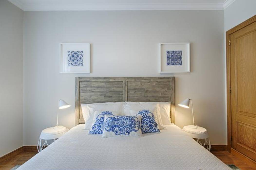 Modern style bedroom by TRAÇO 8 INTERIORES Modern
