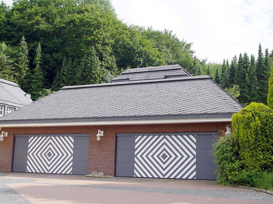 homify Landelijke garage Leisteen