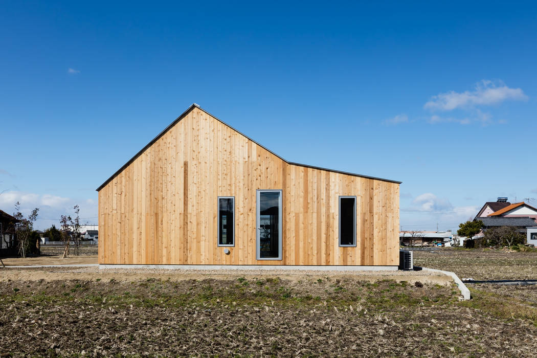 House in Inuyama, hm+architects 一級建築士事務所 hm+architects 一級建築士事務所 บ้านและที่อยู่อาศัย ไม้ Wood effect