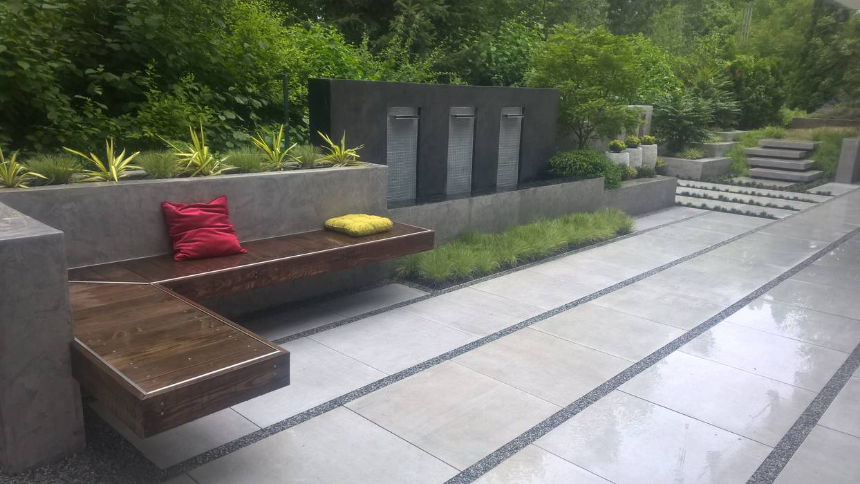 Moderne Terrasse Mit Wasserfall Sitzbank Und Treppenstufen