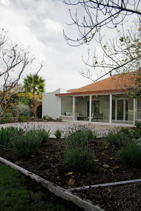 CASA LZ., ESTUDIO BASE ARQUITECTOS ESTUDIO BASE ARQUITECTOS Mediterraner Garten Beton