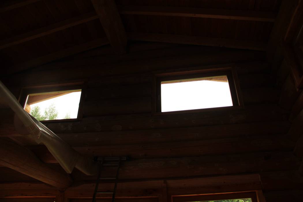 Dom z bali z zielonym dachem, Organica Design & Build Organica Design & Build Living room Wood Wood effect