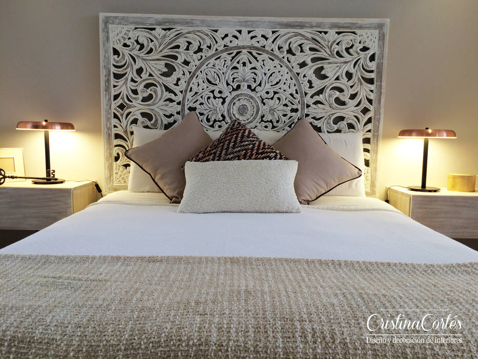 Saint Pierre, Cristina Cortés Diseño y Decoración Cristina Cortés Diseño y Decoración Modern style bedroom Wood Wood effect Beds & headboards