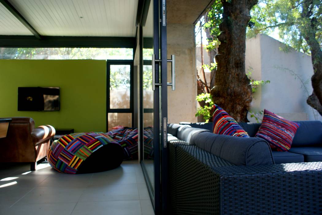 Playroom / poolroom addition to existing house, Bloemfontein, Free State, Smit Architects Smit Architects Piscine moderne