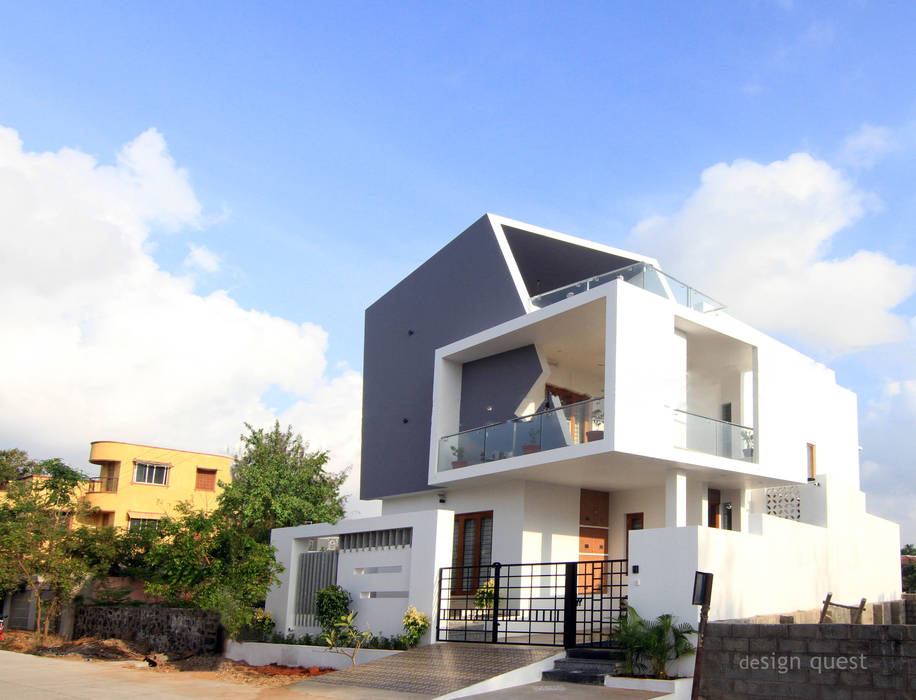 Gowrishankar Residence, Design Quest Architects Design Quest Architects Balcon, Veranda & Terrasse modernes Béton