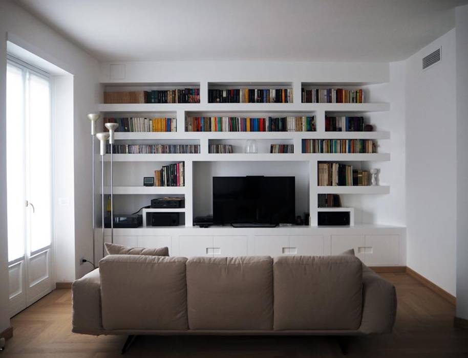 WHITE, BRIGHT AND MINIMAL. APPARTAMENTO ZONA WASHINGTON, Luigi Brenna Architetto Luigi Brenna Architetto Modern living room