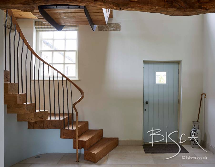 Stacked oak staircase design from Bisca Bisca Staircases Rustic style corridor, hallway & stairs