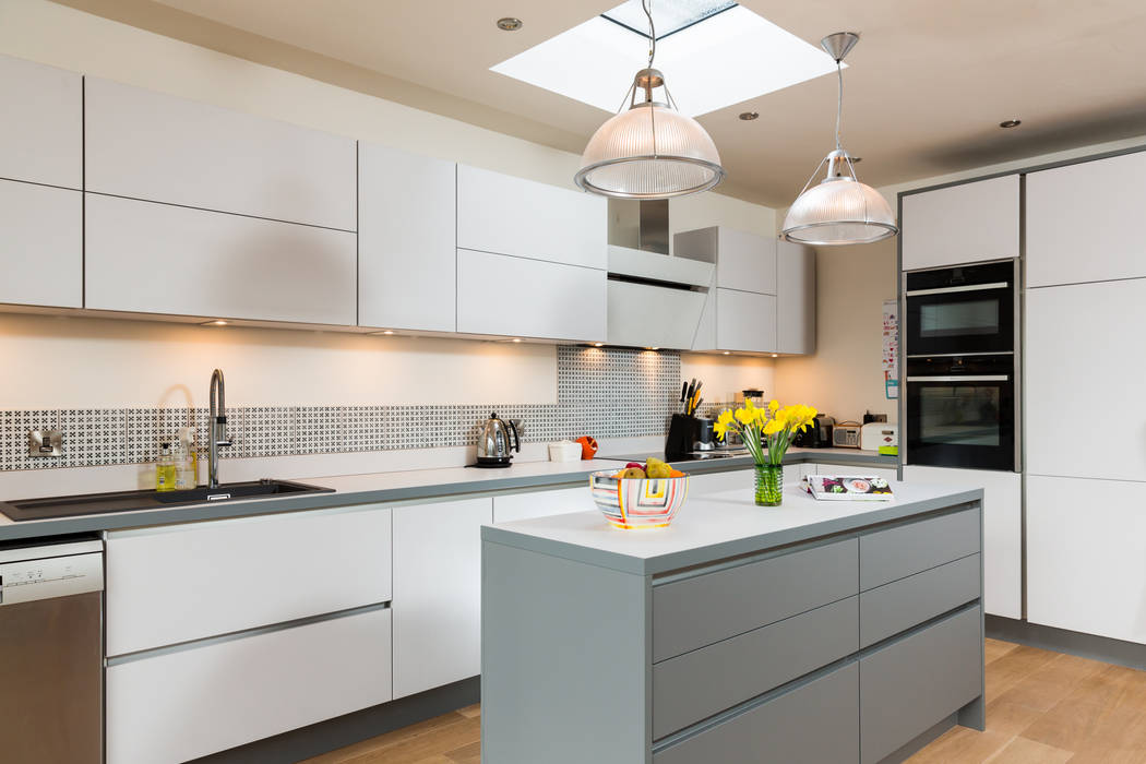 Nobilia 20mm Laser laminate door in Satin and Mineral Grey Eco German Kitchens Modern style kitchen Chipboard Nobilia kitchen furniture,laminate worktops,Neff oven,Neff combi microwave,Neff induction hob,Blanco silgranite sink,Blanco Culin tap,island,open plan