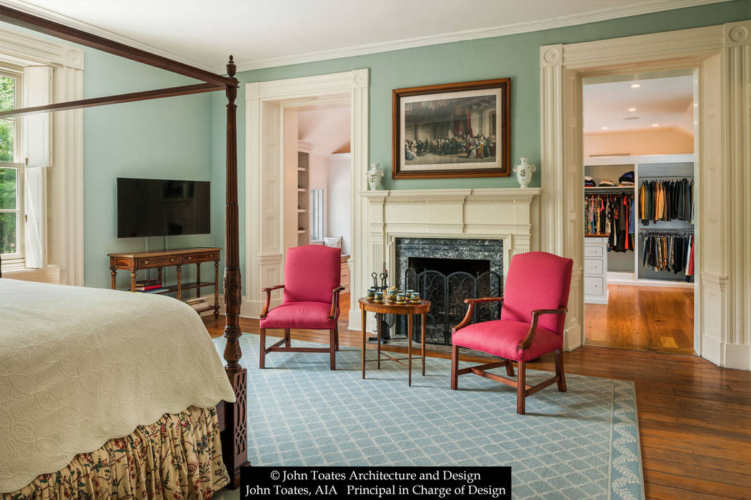 Bedroom John Toates Architecture and Design Classic style bedroom interior,fireplace,mantle,casework,fireplace screen,classic,traditional