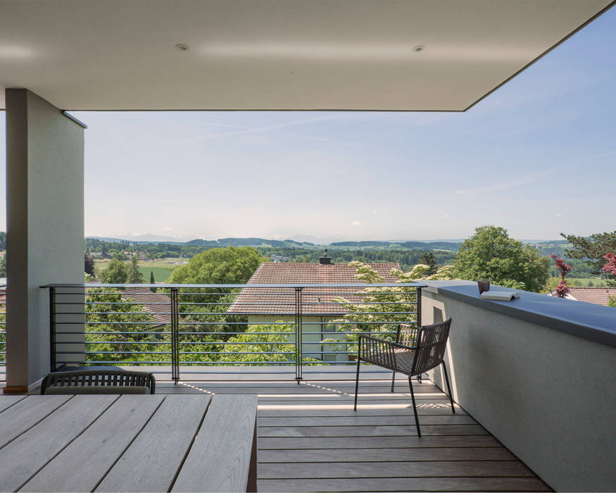 Objekt 340, meier architekten zürich meier architekten zürich Balcones y terrazas de estilo moderno Madera Acabado en madera