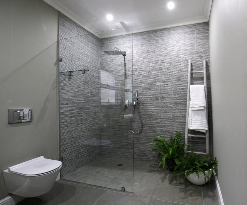 BEACH HOUSE, JSD Interiors JSD Interiors Eclectic style bathroom Tiles Grey