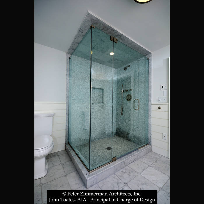 Master Bathroom John Toates Architecture and Design Classic style bathroom