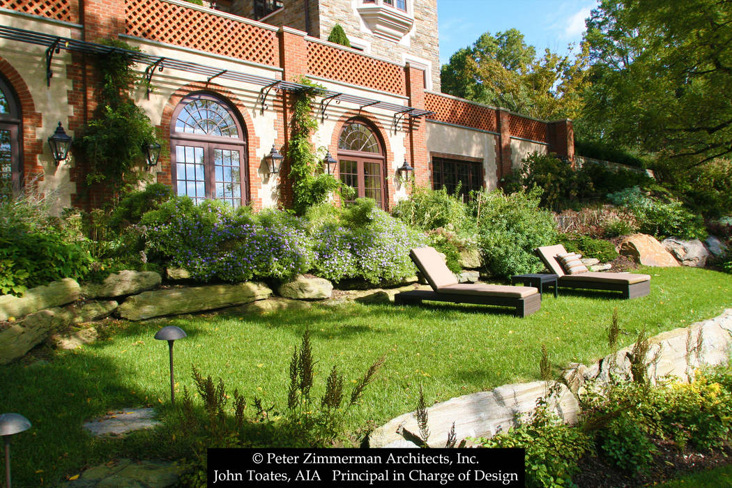 New English Estate House - Gladwyne, PA, John Toates Architecture and Design John Toates Architecture and Design Jardins clássicos