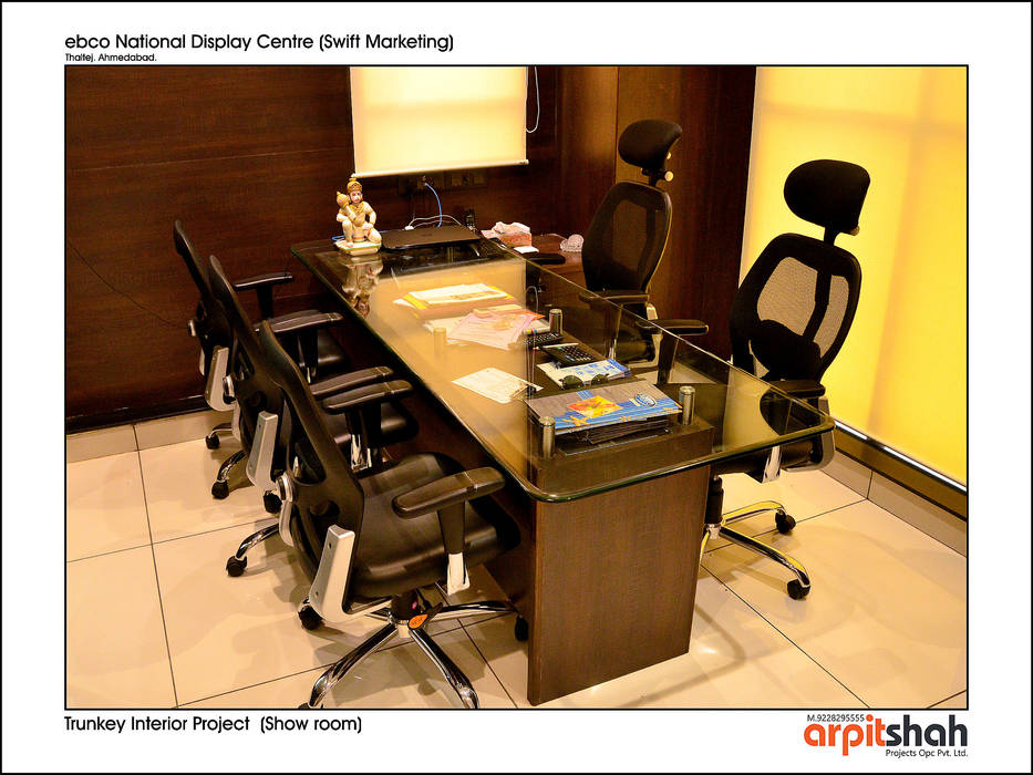 ebco Showroom @ Thaltej, SG Mall, ARPIT SHAH PROJECTS OPC PVT LTD. ARPIT SHAH PROJECTS OPC PVT LTD.