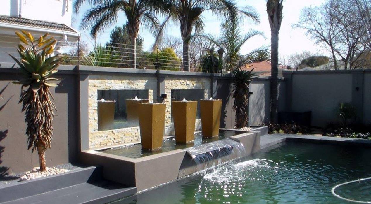 Project Completed by Liquid Landscapes, Liquid Landscapes Liquid Landscapes Modern pool