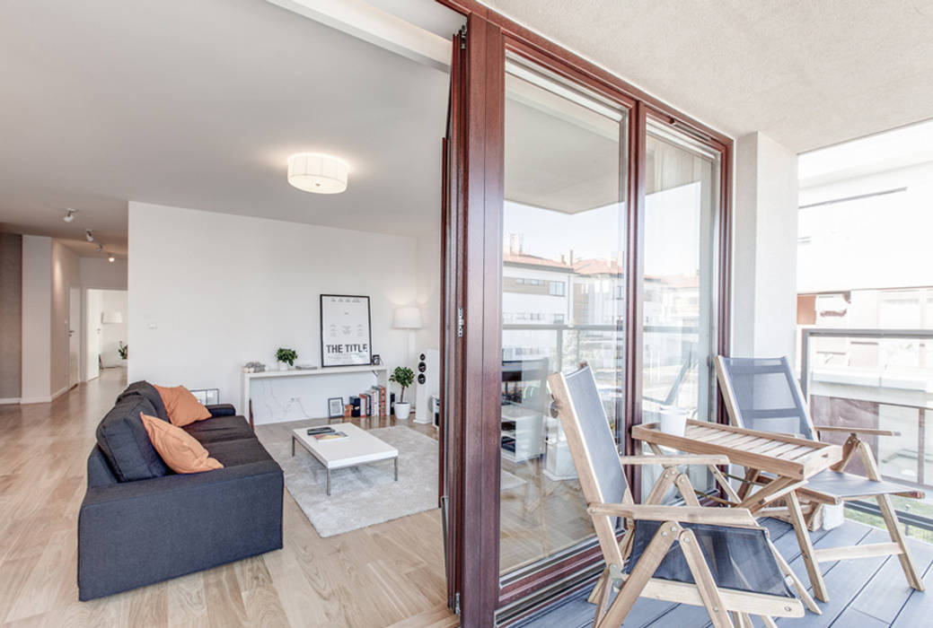 Clean Look, Perfect Space Perfect Space Minimalist Balkon, Veranda & Teras