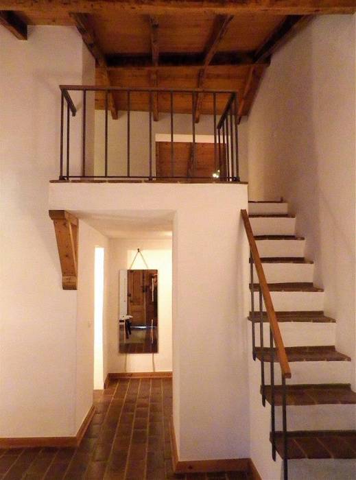 HERDADE VALMONTE HOTEL, pedro quintela studio pedro quintela studio Rustic style corridor, hallway & stairs