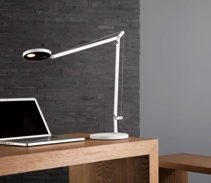 Demetra lámpara de escritorio Griscan diseño iluminación Espacios comerciales Oficinas y locales comerciales