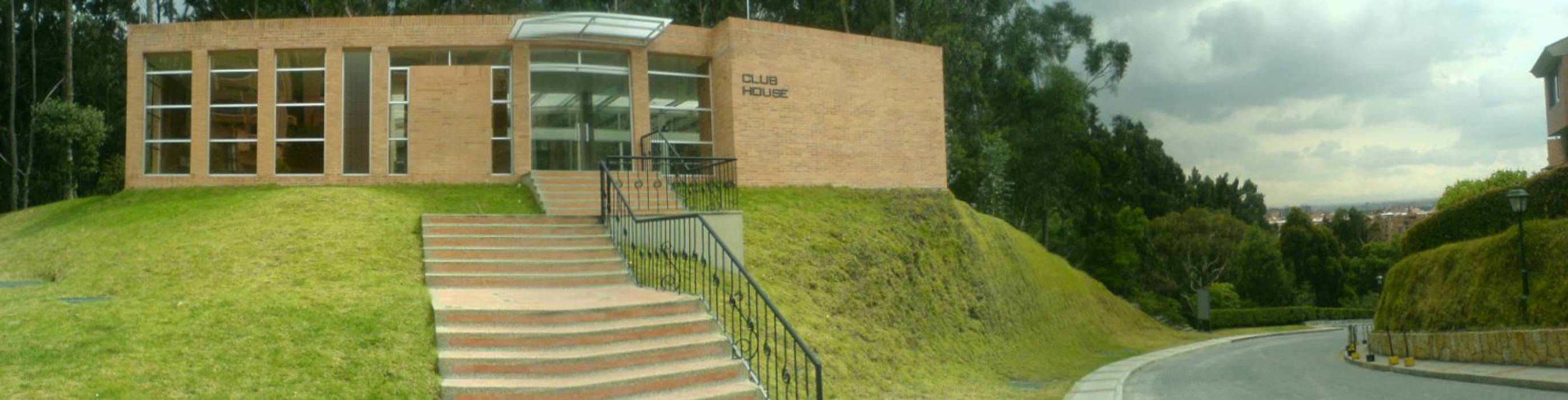 Club House, Vertice Oficina de Arquitectura Vertice Oficina de Arquitectura Piscinas de estilo moderno Ladrillos