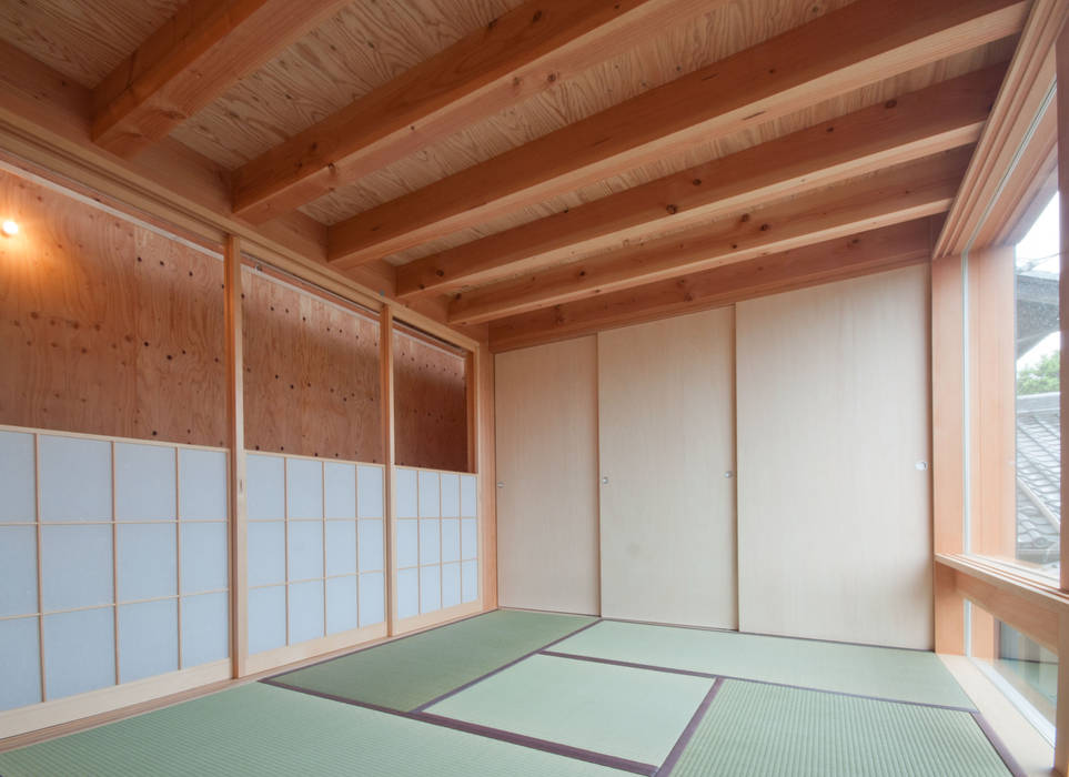 神戸町の家, FrameWork設計事務所 FrameWork設計事務所 Rustik Multimedya Odası