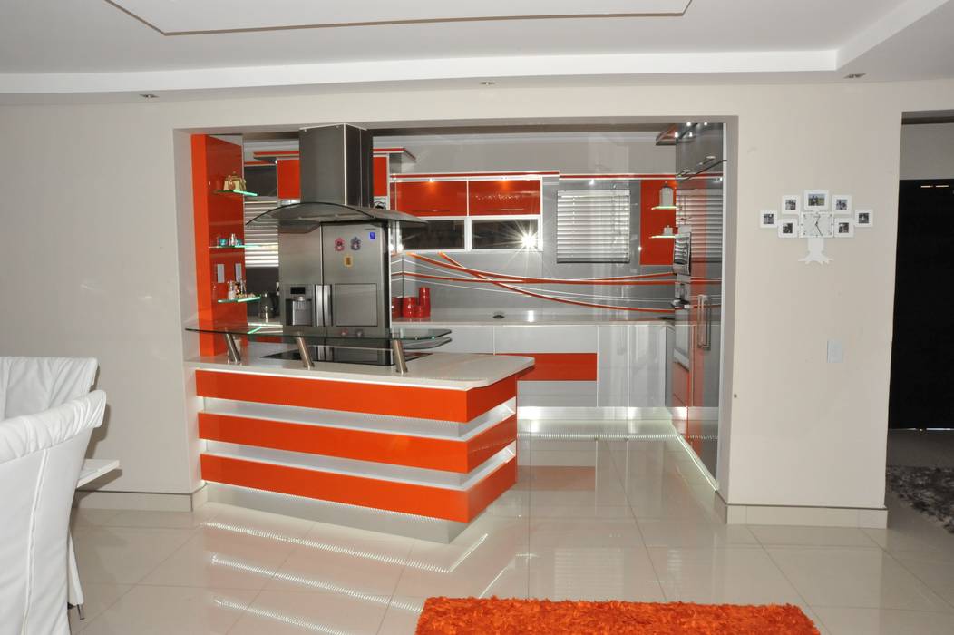 Orange and Silver Niemann Kitchen with Cesar Stone Work Tops., Expert Kitchens and Interiors Expert Kitchens and Interiors Kitchen