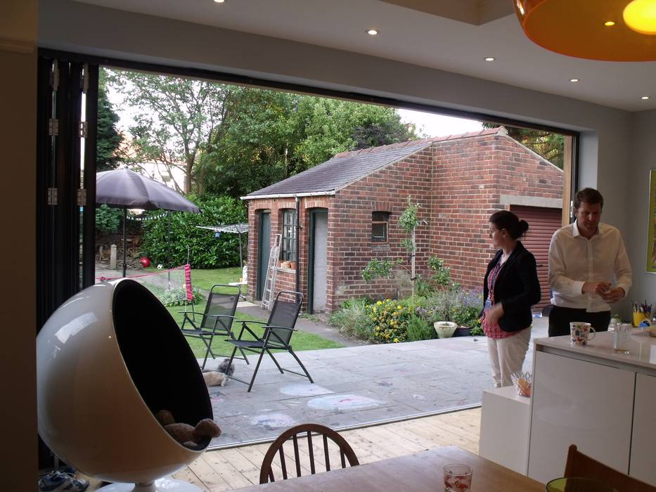 extension and alteration to edwardian house Sheffield, Jump Architects Ltd Jump Architects Ltd Eclectic style windows & doors Aluminium/Zinc