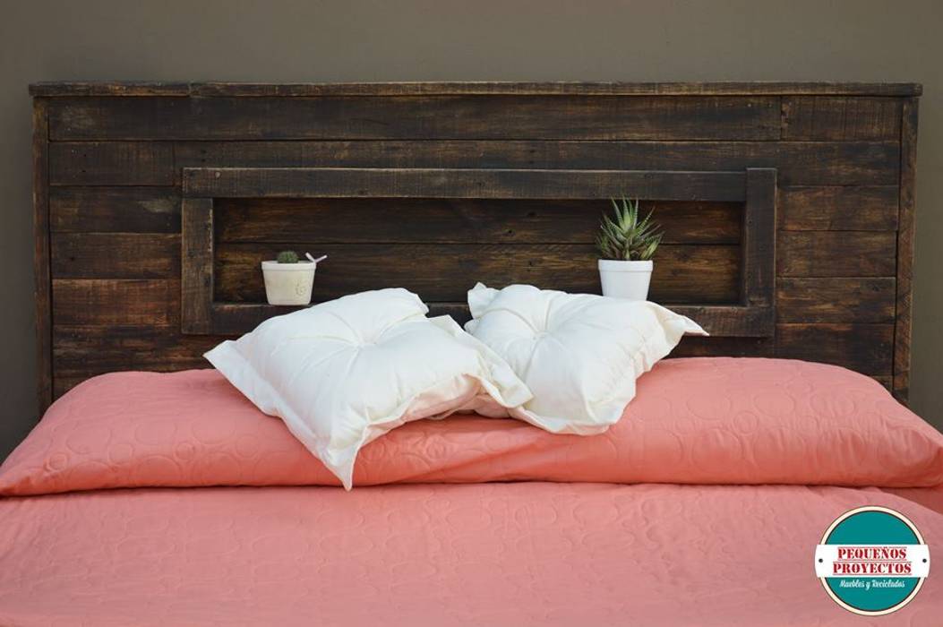 RESPALDO DE CAMA Pequeños Proyectos Dormitorios rústicos Madera Acabado en madera RESPALDO DE CAMA,RESPALDO,SUSTENTABLE,PROYECTOS,DORMITORIO,PALLETS,PEQUEÑOS PROYECTOS,Camas y cabeceras