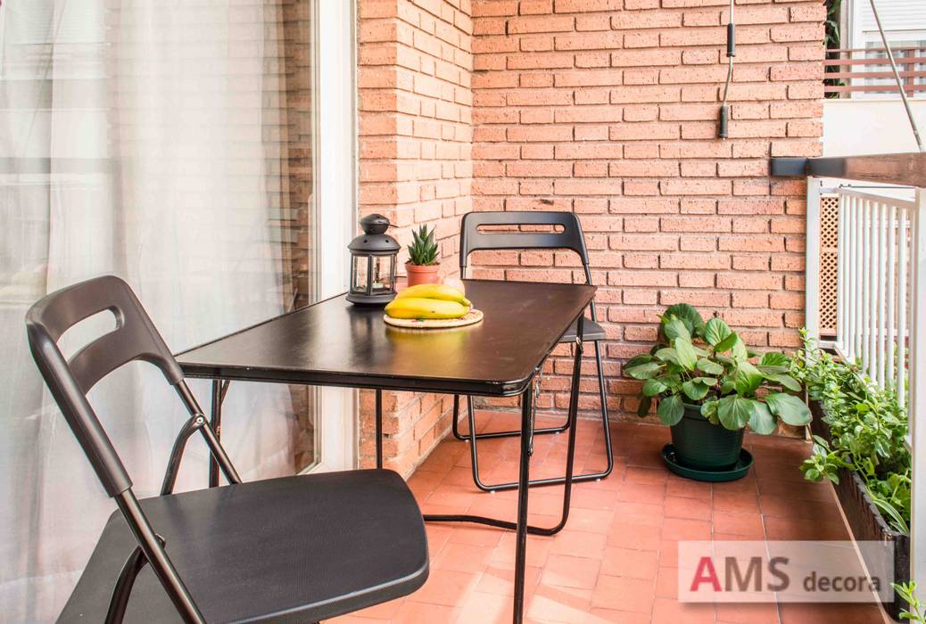 Terraza AMS decora Balcones y terrazas modernos Mobiliario