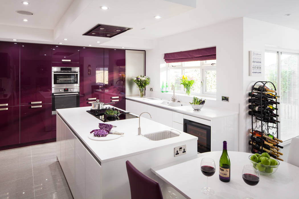 High Gloss modern kitchen, Greengage Interiors Greengage Interiors Dapur Modern High Gloss,Aubergine,Corian