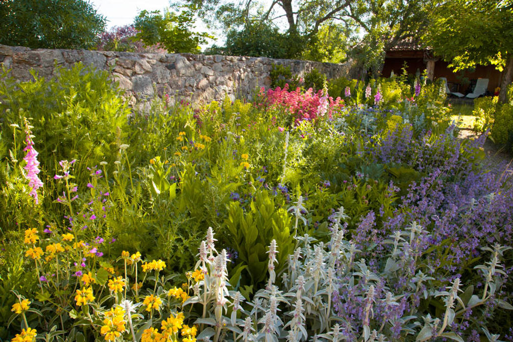 Jardín en Segovia, Planta Paisajistas Planta Paisajistas Jardines de estilo rural