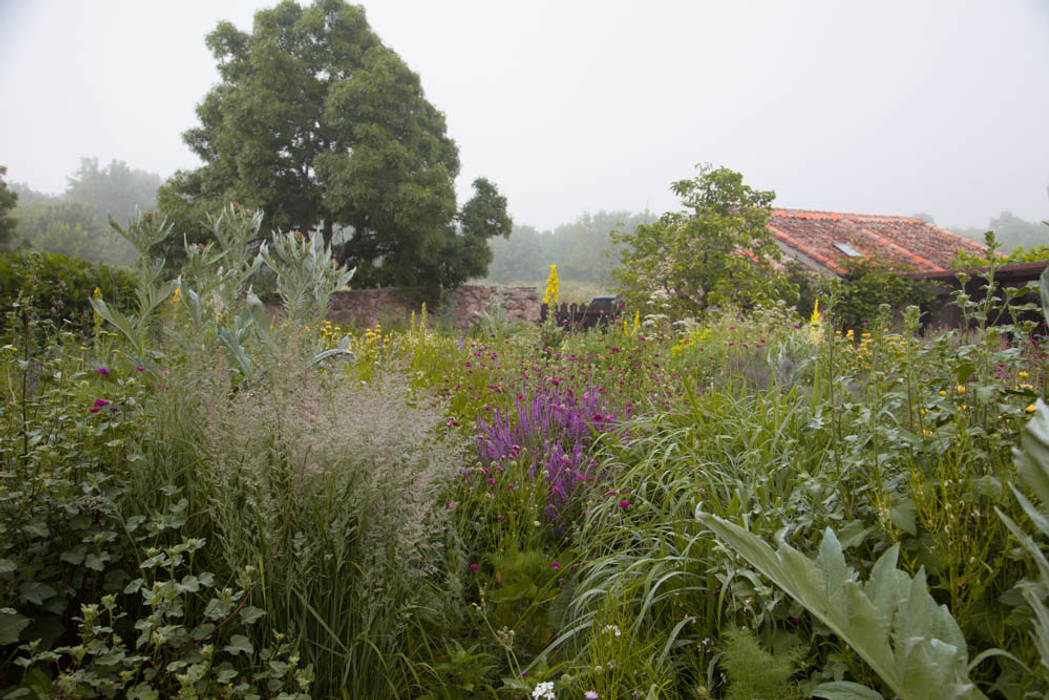 Jardín en Segovia, Planta Paisajistas Planta Paisajistas Jardines de estilo rural