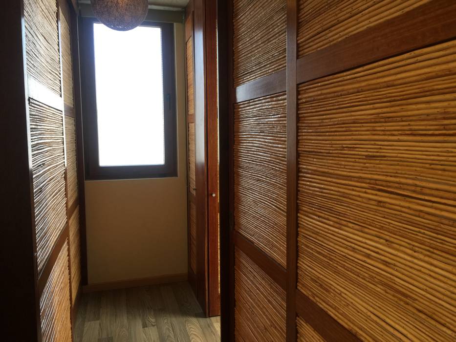 Closet en madera y bambú homify Walk in closets de estilo rústico Bambú Verde Closet madera y bambu