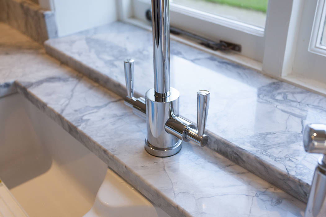 Pentlow Grand - Bespoke kitchen project in Suffolk Baker & Baker Kitchen chrome tap,granite worktop,butler sink