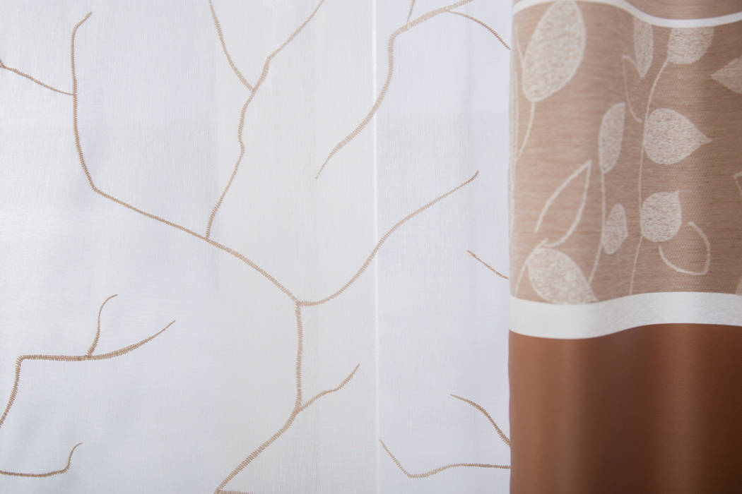 Indes Gardine Till Wohnzimmer Im Landhausstil Von Indes Fuggerhaus Textil Gmbh Landhaus Homify