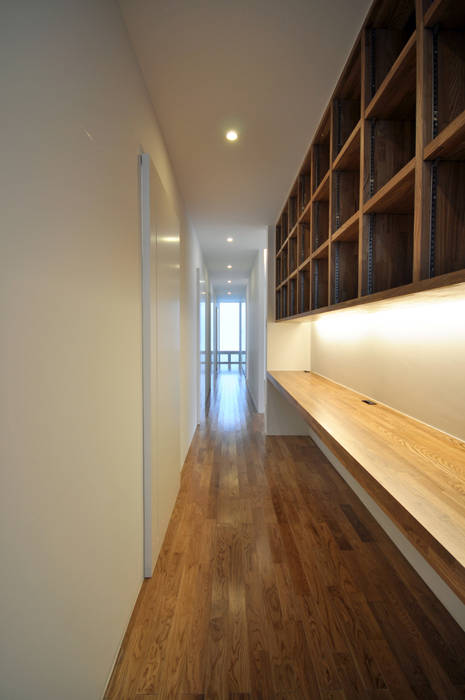 UHR-HOUSE, 門一級建築士事務所 門一級建築士事務所 Study/office لکڑی Wood effect