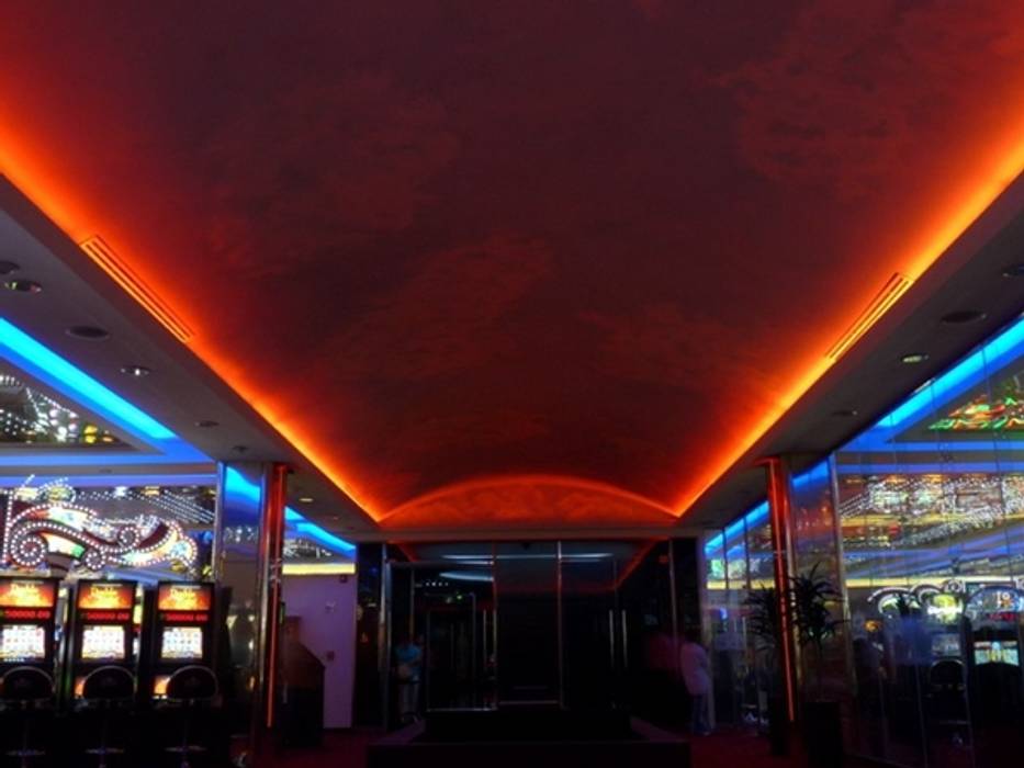 Iluminación LED Casino Palace Cancún, México., Iluminación LED Iluminación LED Salas multimedia modernas
