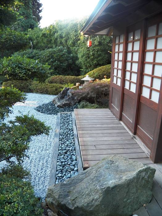 Umwandlung eines Teichgartens in einen Karesansui - Trockenlandschaftsgarten - Japanese Dry Landscape Garden, Kokeniwa Japanische Gartengestaltung Kokeniwa Japanische Gartengestaltung Сад