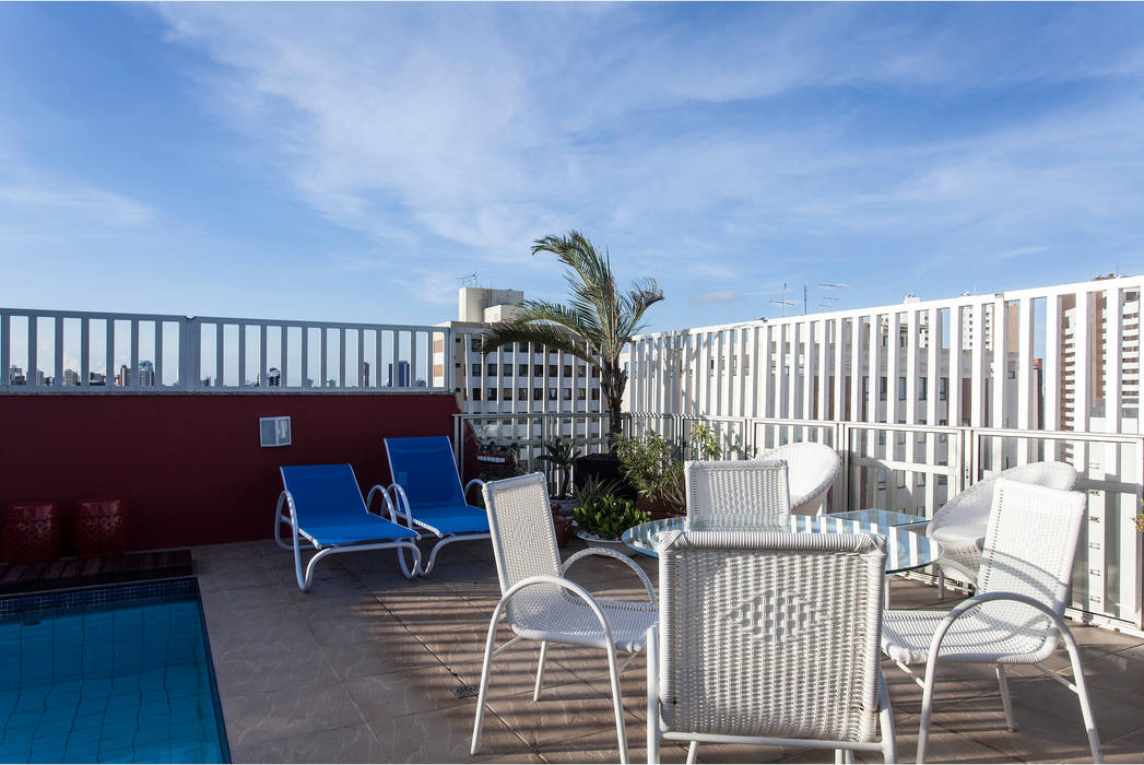 Decoração de Apartamento | Jardim de Verssailles | Salvador-Ba, Maria Julia Faria Arquitetura e Interior Design Maria Julia Faria Arquitetura e Interior Design Modern style balcony, porch & terrace