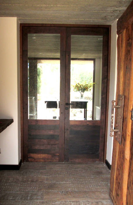 PUERTAS DE DUELAS, Ignisterra S.A. Ignisterra S.A. Rustic style windows & doors Wood Wood effect