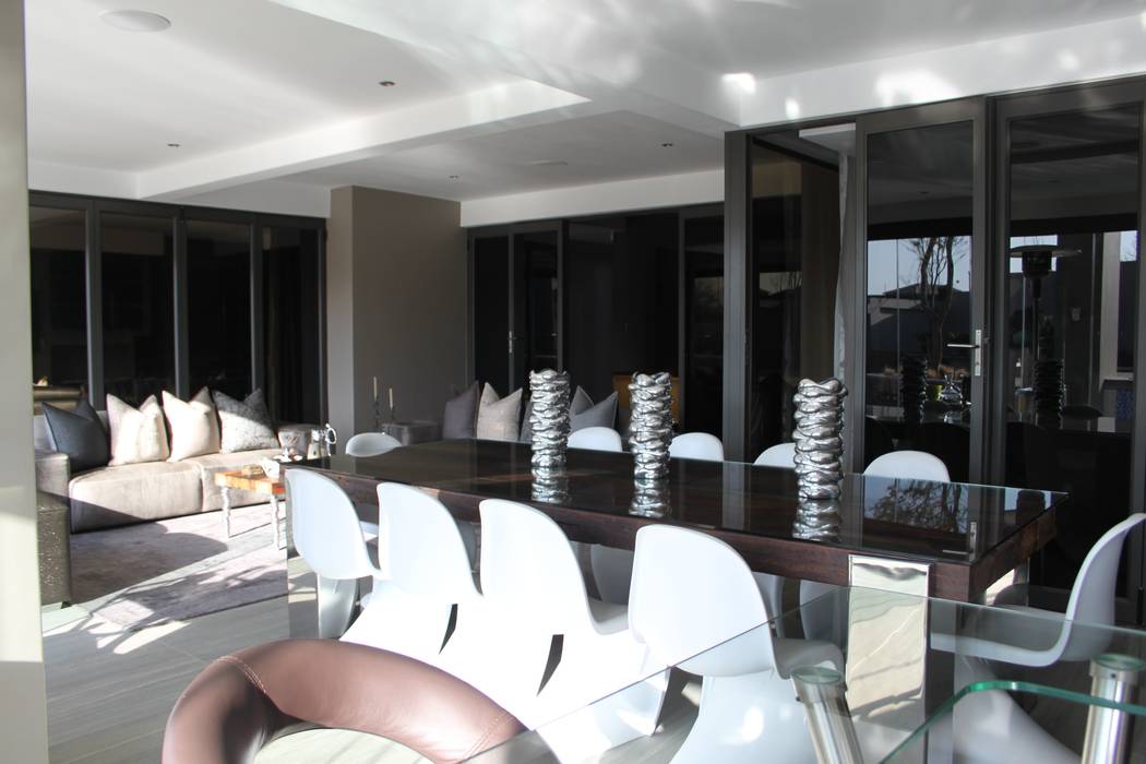 House Middelburg, Inside Out Interiors Inside Out Interiors Balcones y terrazas de estilo moderno